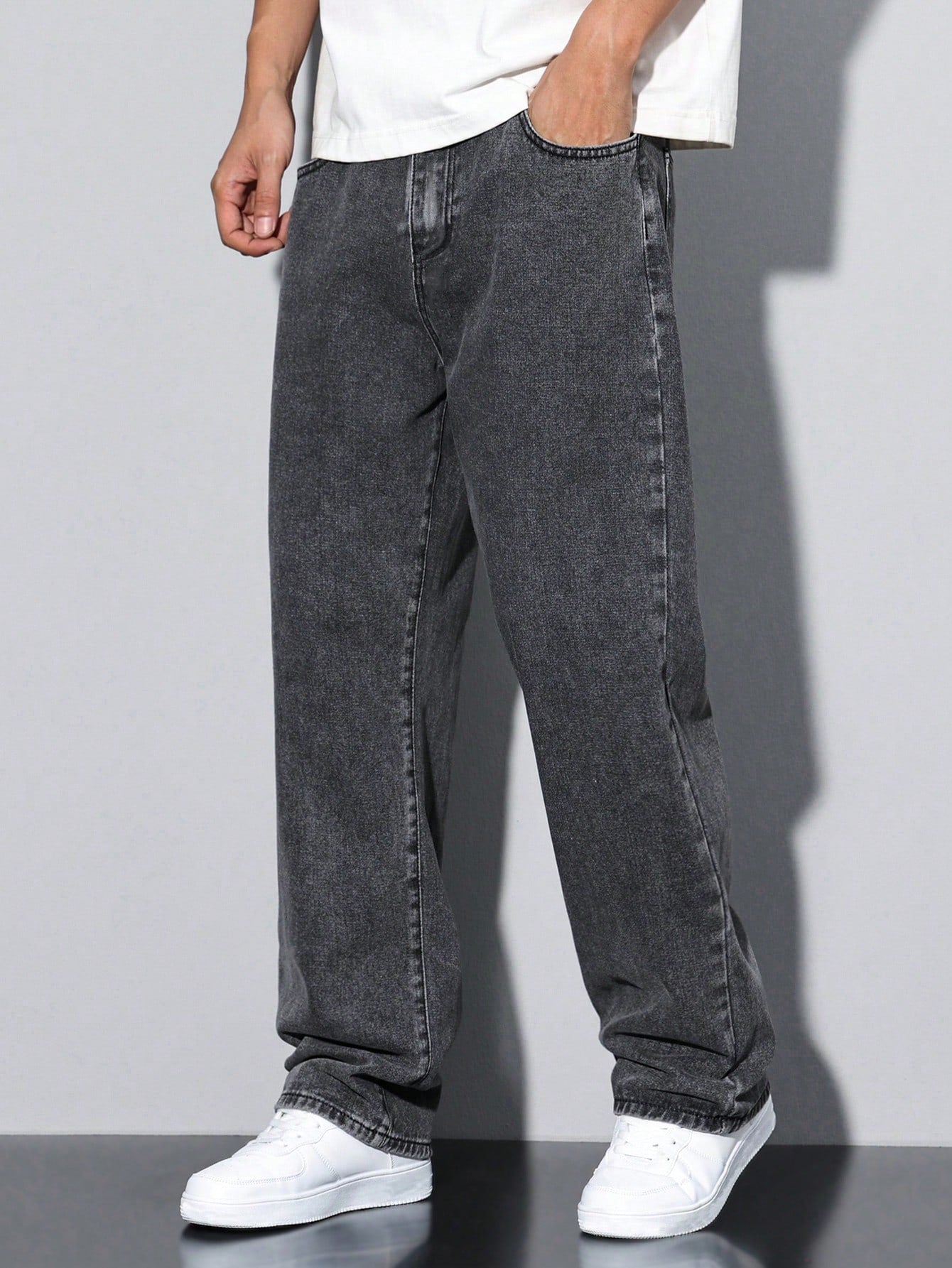 Manfinity Hypemode Loose Men Slant Pocket Straight Leg Jeans, Grey Baggy Jeans Men, Baggy Jeans Men Black, Men'S Washed Baggy Jeans