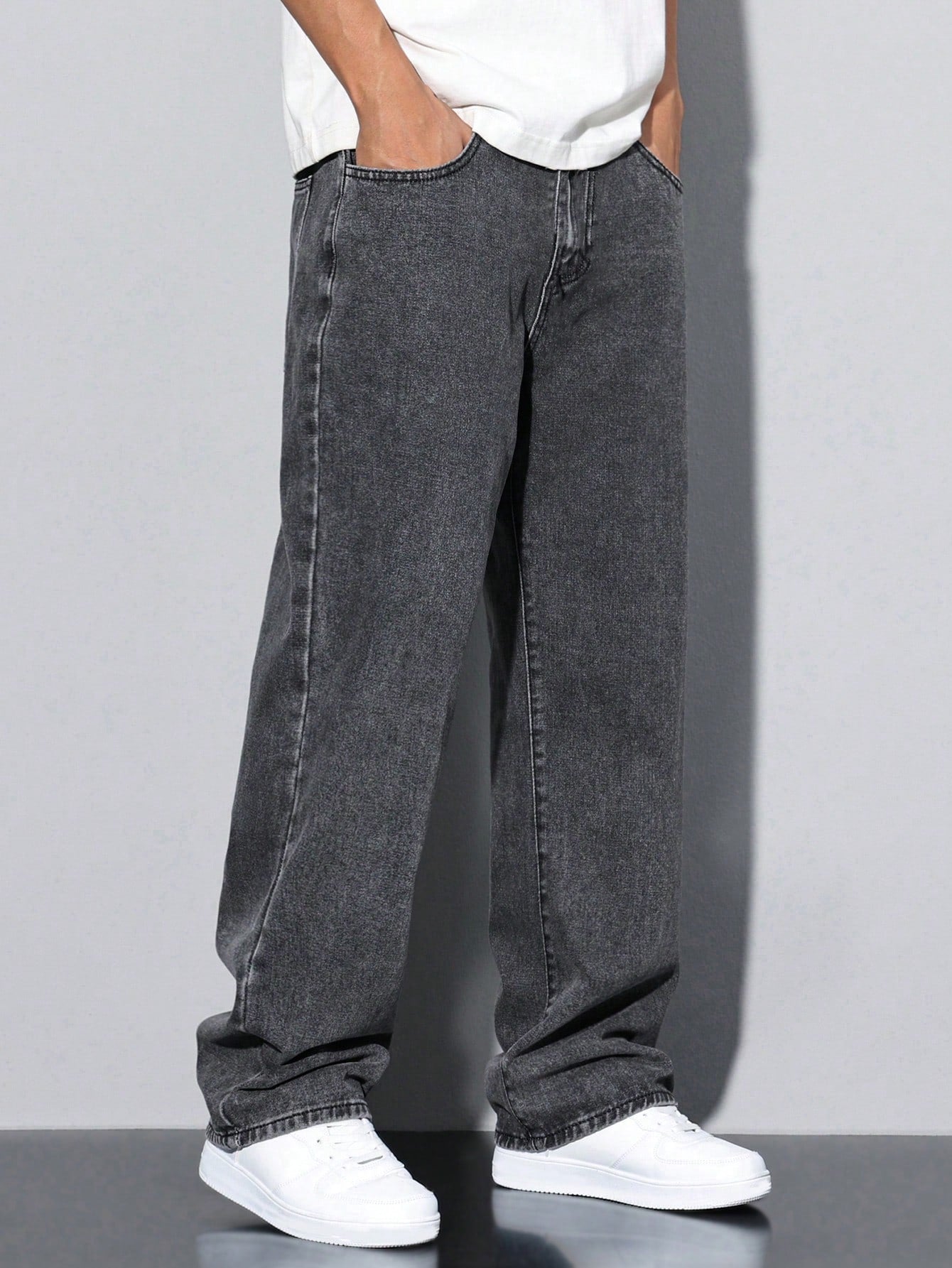 Manfinity Hypemode Loose Men Slant Pocket Straight Leg Jeans, Grey Baggy Jeans Men, Baggy Jeans Men Black, Men'S Washed Baggy Jeans
